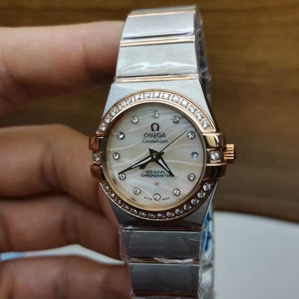 オメガ時計正面デザイン